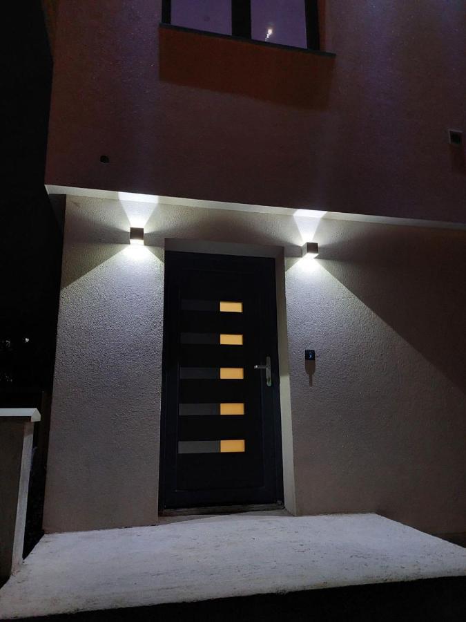 La Luna - Free Private Parking Sarajevo Exterior photo